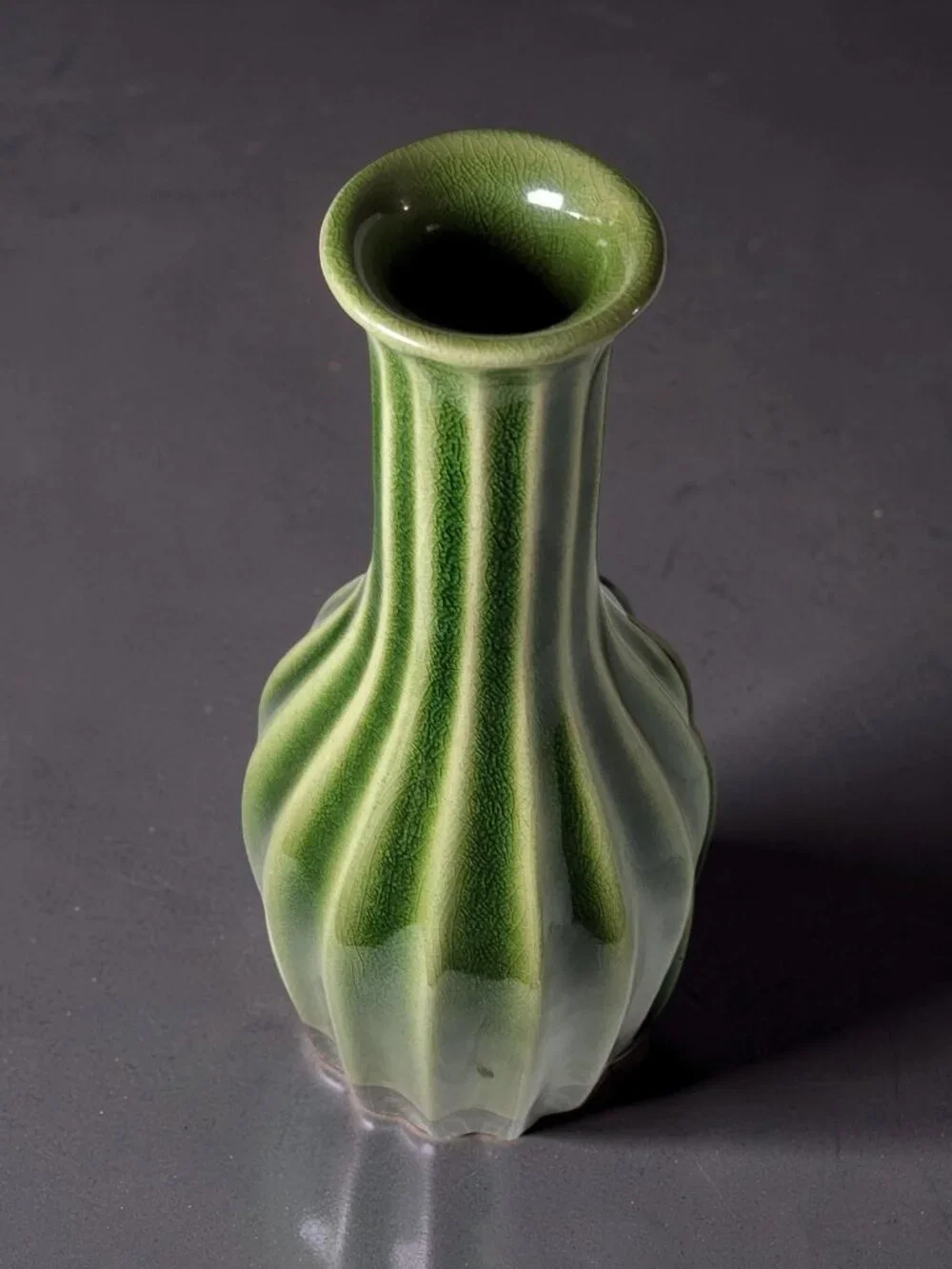 Vintage Dk.Green,Black Heavy Ceramic Ribbed Flanged Lip Vase